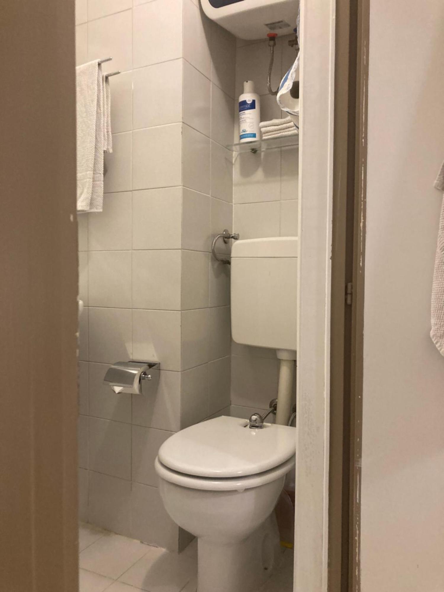 Piccolo Monolocale A Due Passi Da Piazza Maggiore Apartment Bologna Luaran gambar